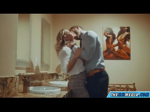 ❤️ When a busty blonde seduces you in a public toilet ❤️❌ Porno at en-gb.credit-assorti.ru ❌️❤